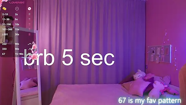 Shriya Sarann online show from 04/19/26, 06:10