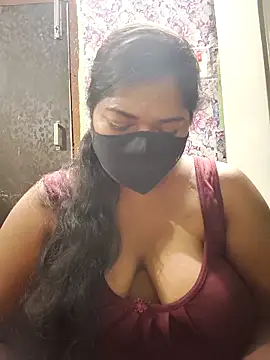 Liyaa 24 online show from 04/21/26, 04:34