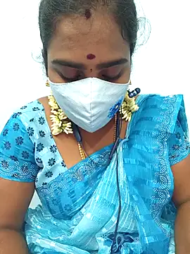 Snapshot of Tamil_riyalini12 chatting on 09/22/25, 12:07 Tamil riyalini12 online show from 09/22/25, 12:07