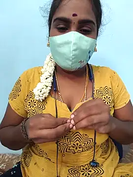 Snapshot of Tamil_riyalini12 chatting on 09/24/25, 06:06 Tamil riyalini12 online show from 09/24/25, 06:06