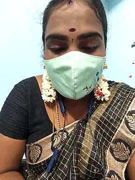 Snapshot of Tamil_riyalini12 chatting on 10/03/25, 05:32 Tamil riyalini12 online show from 10/03/25, 05:32