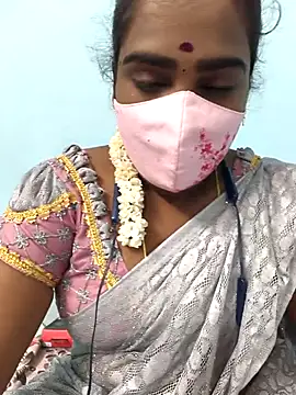 Snapshot of Tamil_riyalini12 chatting on 10/22/25, 06:29 Tamil riyalini12 online show from 10/22/25, 06:29