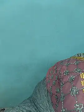 Snapshot of Tamil_riyalini12 chatting on 10/26/25, 05:46 Tamil riyalini12 online show from 10/26/25, 05:46