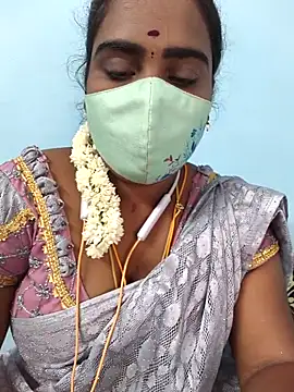 Snapshot of Tamil_riyalini12 chatting on 10/31/25, 07:48 Tamil riyalini12 online show from 10/31/25, 07:48