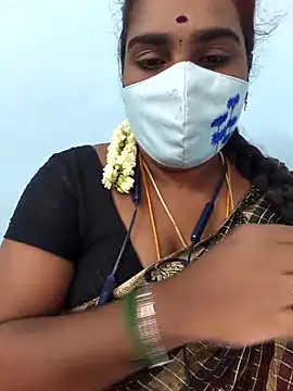 Snapshot of Tamil_riyalini12 chatting on 12/16/25, 05:51 Tamil riyalini12 online show from 12/16/25, 05:51