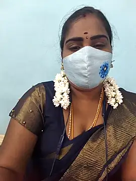 Snapshot of Tamil_riyalini12 chatting on 02/04/26, 12:33 Tamil riyalini12 online show from 02/04/26, 12:33