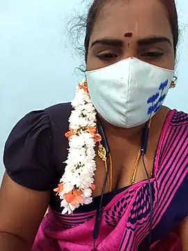 Snapshot of Tamil_riyalini12 chatting on 02/22/26, 11:42 Tamil riyalini12 online show from 02/22/26, 11:42