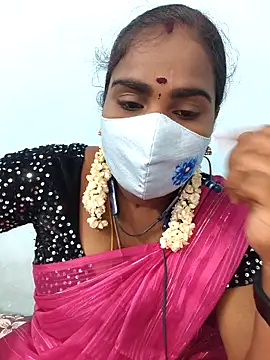 Snapshot of Tamil_riyalini12 chatting on 02/25/26, 05:11 Tamil riyalini12 online show from 02/25/26, 05:11