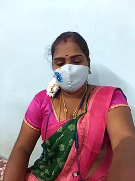 Snapshot of Tamil_riyalini12 chatting on 02/27/26, 05:13 Tamil riyalini12 online show from 02/27/26, 05:13