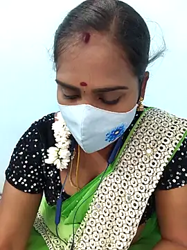 Snapshot of Tamil_riyalini12 chatting on 03/02/26, 12:23 Tamil riyalini12 online show from 03/02/26, 12:23