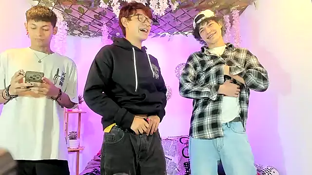 Bastian boyshot77 online show from 01/12/26, 07:19