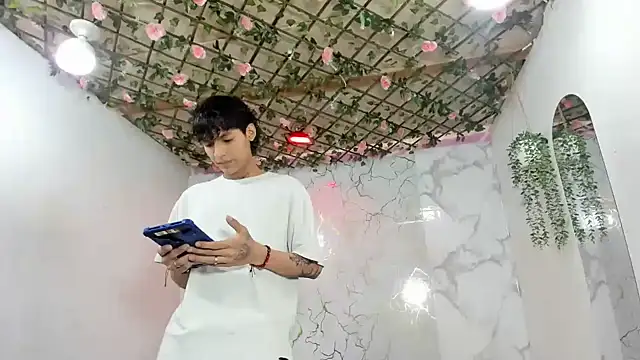 Bastian boyshot77 online show from 07/03/26, 01:06