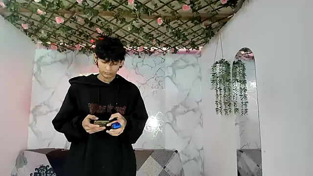 Bastian boyshot77 online show from 07/10/26, 01:36