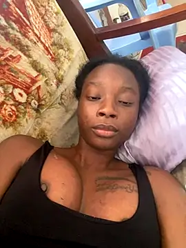 GeileErica online show from 11/30/25, 03:49