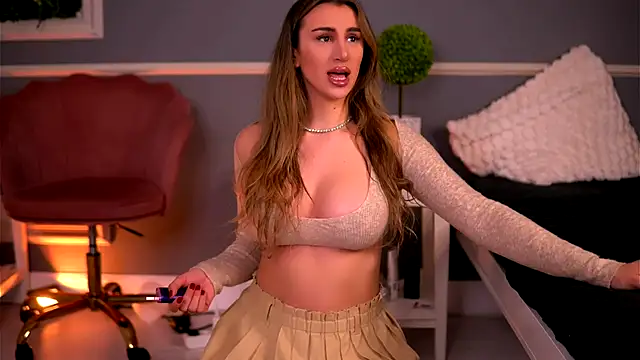 LucyxRios online show from 11/26/25, 10:00