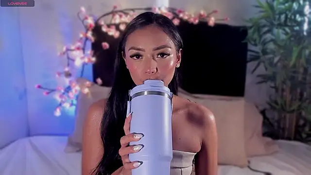 im-isabella online show from 02/27/26, 07:58