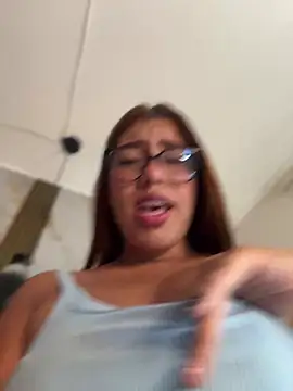 sara calderon online show from 02/10/26, 01:26