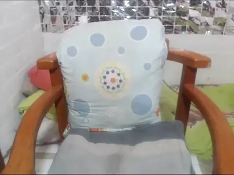 rose-crystal online show from 01/18/26, 08:34