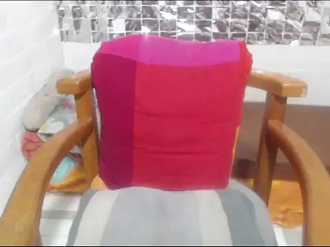 rose-crystal online show from 02/21/26, 12:44