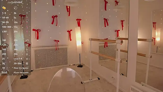 Ash Hasmy online show from 12/21/25, 12:23