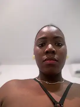 Alexia 24 online show from 12/18/25, 10:16