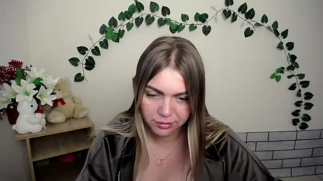 Magic Katarina  online show from 09/17/25, 06:59