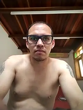 Snapshot of DOBLEWYOSK69G chatting on 03/02/26, 12:56 DOBLEWYOSK69G online show from 03/02/26, 12:56