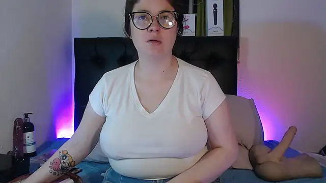 KrystalAdams online show from 07/10/26, 12:52