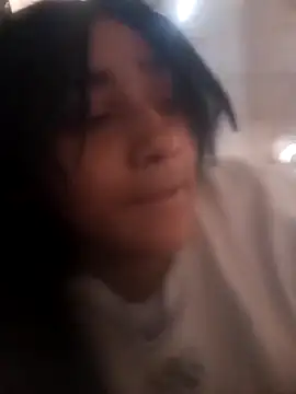 Snapshot of srtsara chatting on 11/04/25, 01:32 srtsara online show from 11/04/25, 01:32