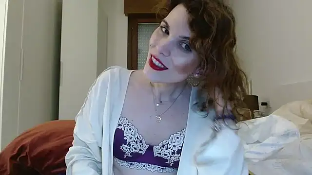 refem9 online show from 09/23/25, 03:04