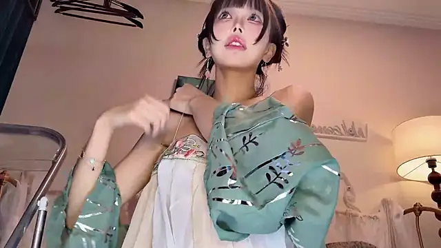 Snapshot of kiraa-0051 chatting on 02/21/26, 03:35 kiraa-0051 online show from 02/21/26, 03:35