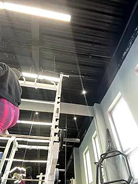 Ninazhang online show from 11/04/25, 01:27