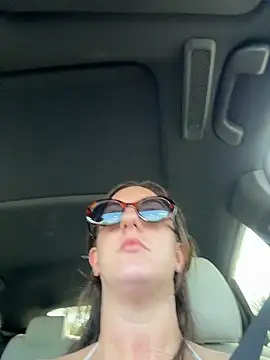 sweetsirenn online show from 04/13/26, 02:22