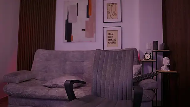 Snapshot of DaviesBrown chatting on 02/02/26, 09:13 DaviesBrown online show from 02/02/26, 09:13