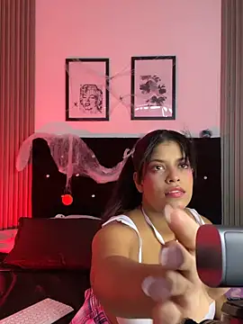 ashlycarteer online show from 10/31/25, 06:20