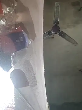 Snapshot of sshrichandra chatting on 11/16/25, 08:53 sshrichandra online show from 11/16/25, 08:53