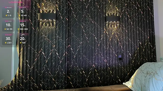 ZOETTAYLOR online show from 10/10/25, 07:24