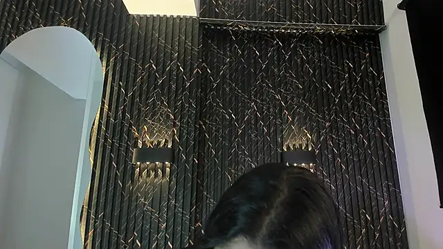 ZOETTAYLOR online show from 10/22/25, 12:11