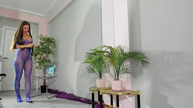 MayaHellen online show from 12/19/25, 05:47