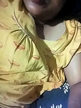 Snapshot of ranisingh1234 chatting on 09/13/25, 03:45 ranisingh1234 online show from 09/13/25, 03:45