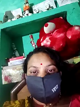 SHWETA1180 online show from 02/18/26, 11:11