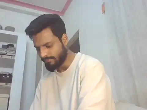 sofiacpl  online show from 11/15/25, 04:58