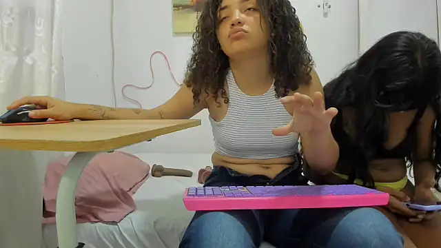 Andre lezcano online show from 10/17/25, 04:53