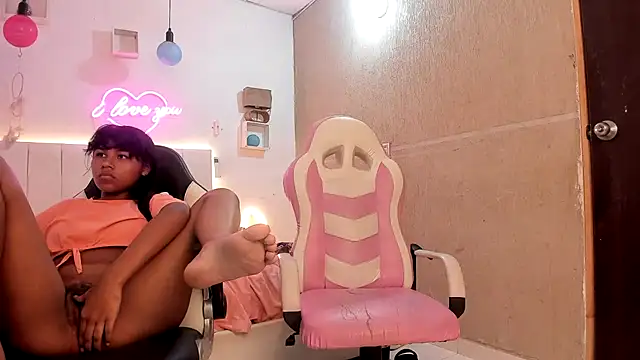 Andre lezcano online show from 10/19/25, 07:58