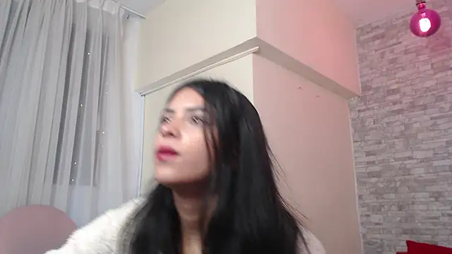 Stephany Rodriguez online show from 09/12/25, 01:44