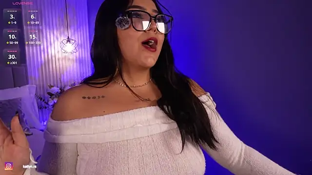 KatlynRous online show from 03/28/26, 07:13