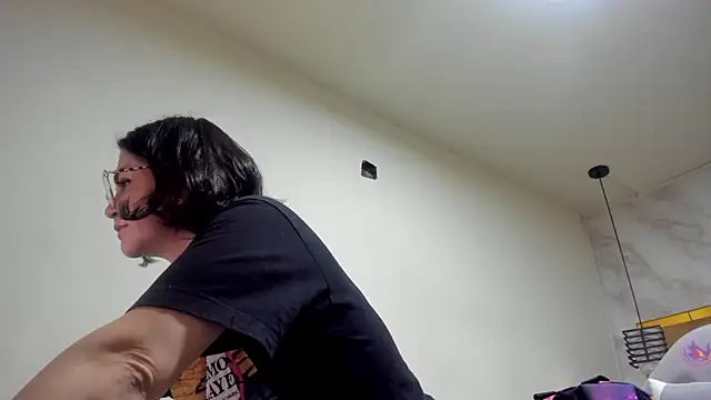 Luciifeer  online show from 12/18/25, 03:18