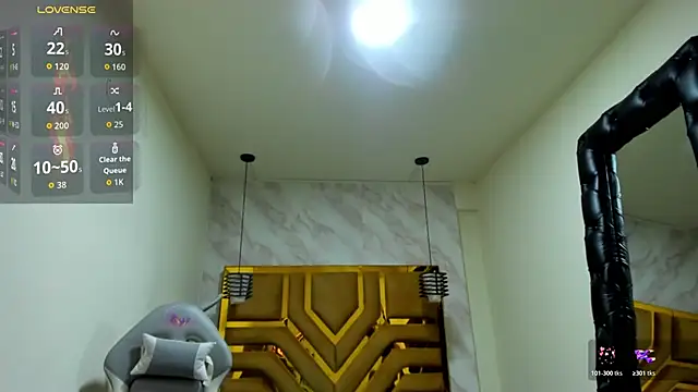 Snapshot of Luciifeer_ chatting on 04/21/26, 01:42 Luciifeer online show from 04/21/26, 01:42