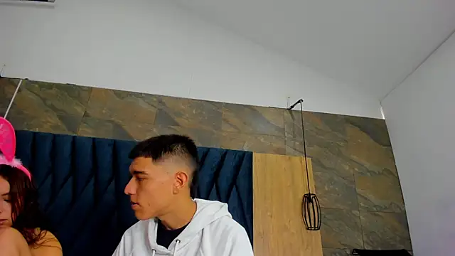 Emma Valencia 001 online show from 10/11/25, 07:23