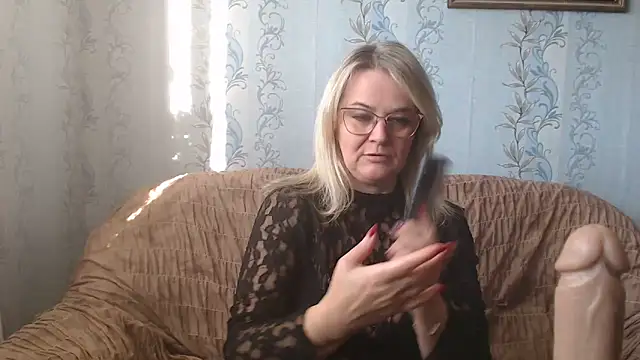 EleanoraDream online show from 09/15/25, 12:38